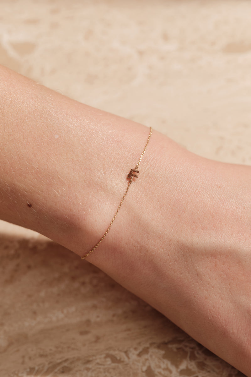 PETITE CHAI BRACELET