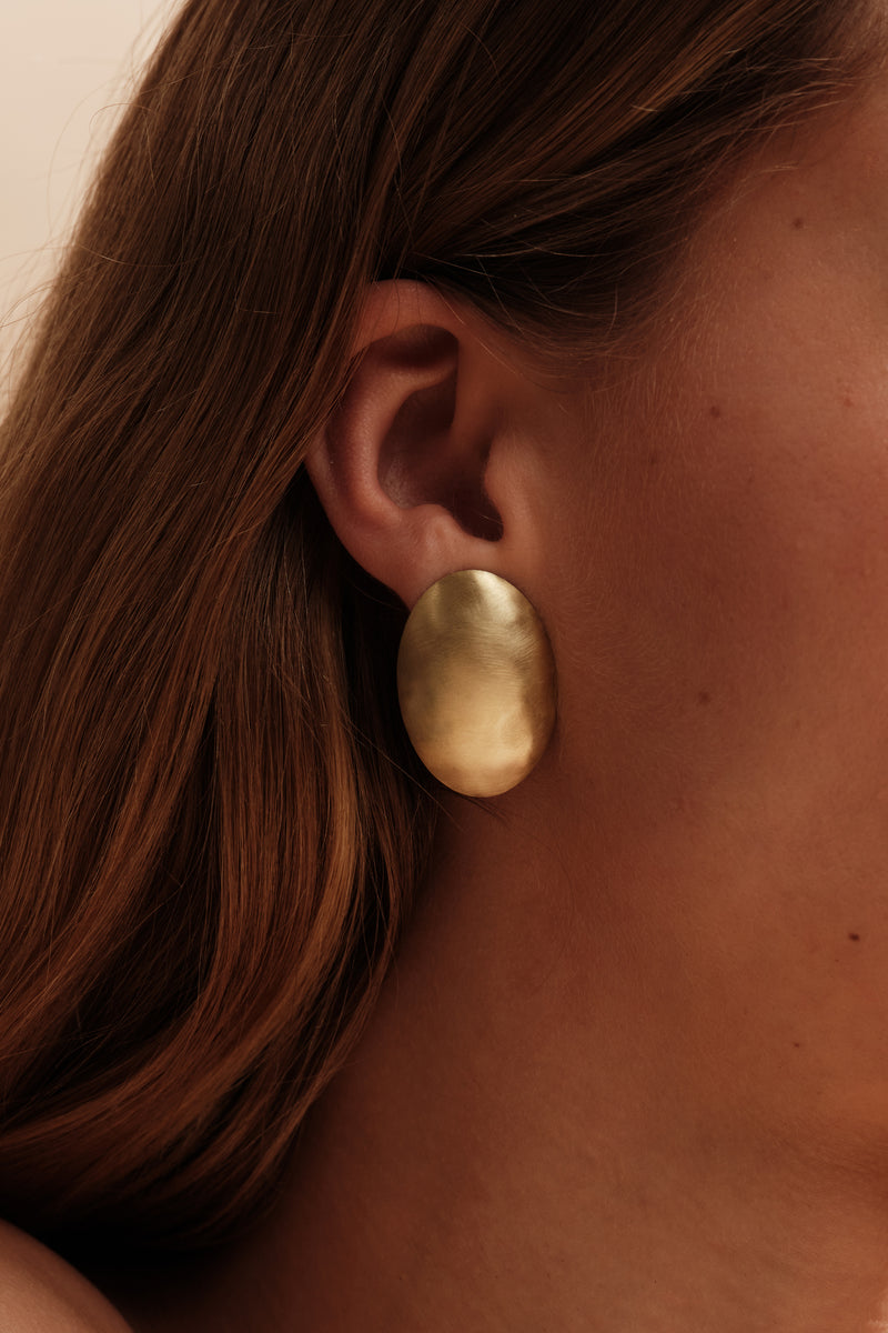 LUNAR 01 MATT GOLD OVAL DOME EARRINGS