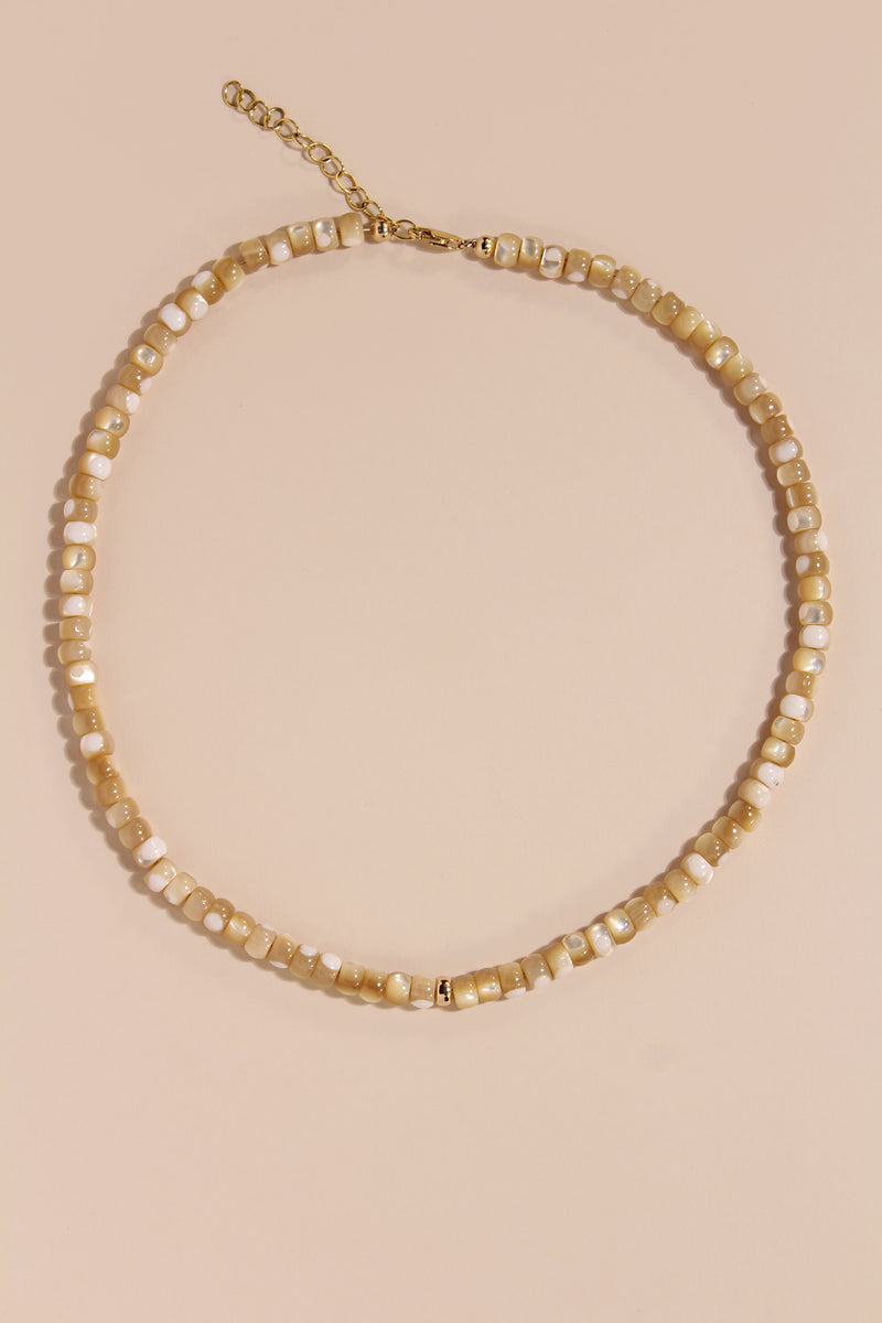 NOMAD 07 MINI CARAMEL MOTHER OF PEARL SHELL BEADS