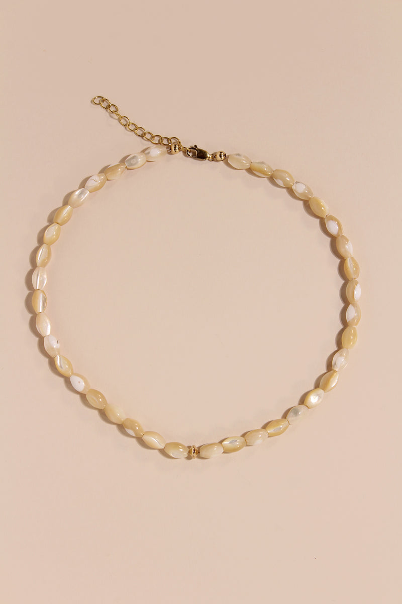 NOMAD 08 CARAMEL MOTHER OF PEARL SHELL OVAL BEADS