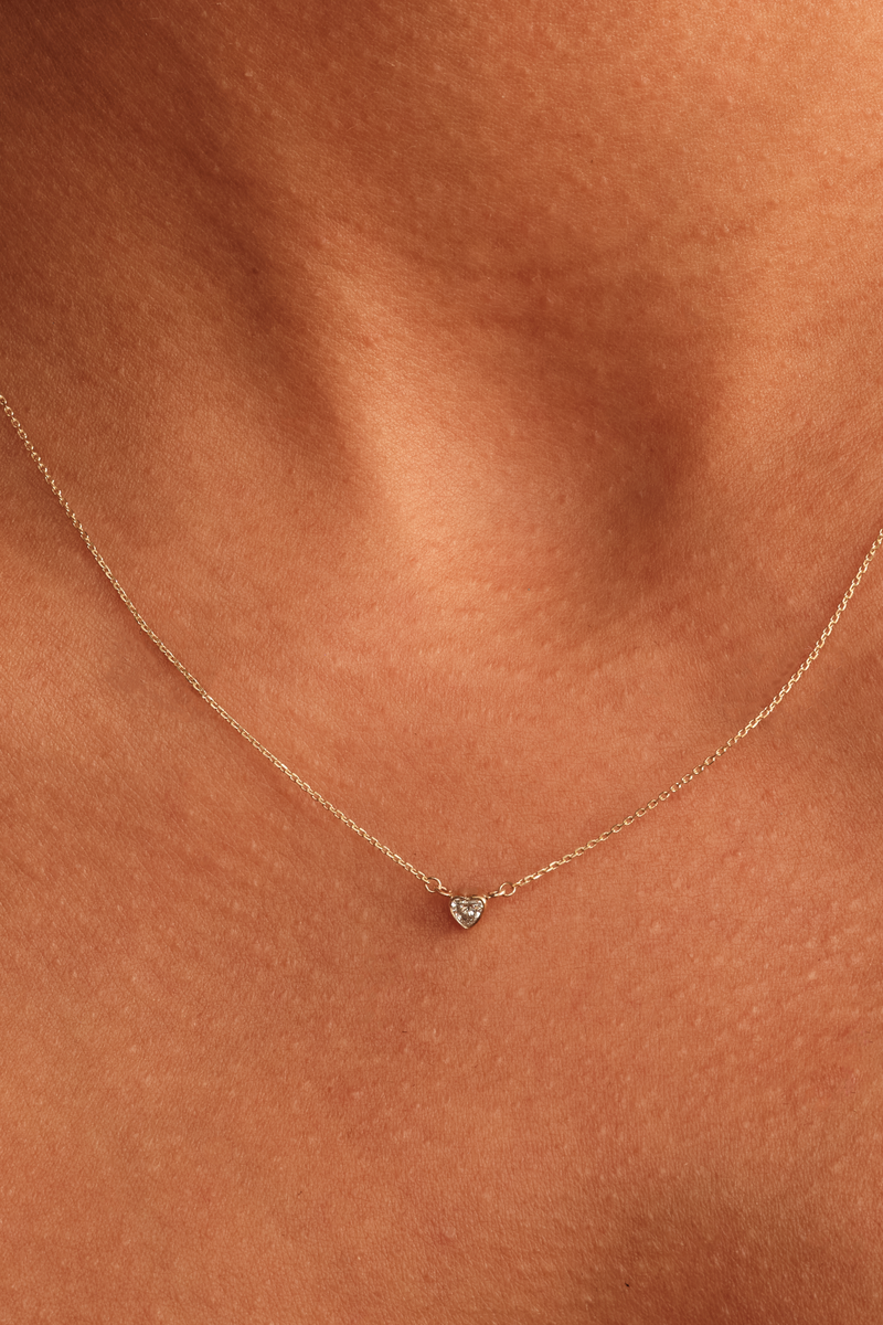PETITE BEZEL DIAMOND HEART NECKLACE