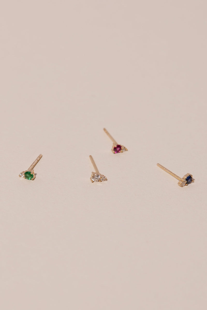 EXPRESS DIAMOND AND EMERALD DOUBLE DOT STUD