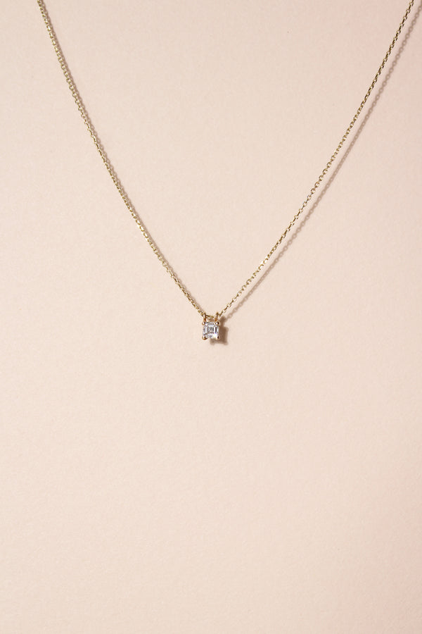 FACETS FOREVER ASSCHER DIAMOND NECKLACE