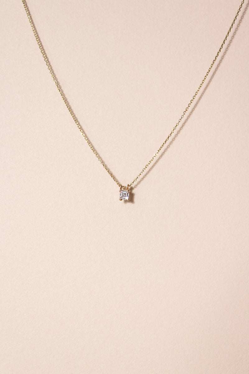 FACETS FOREVER ASSCHER DIAMOND NECKLACE