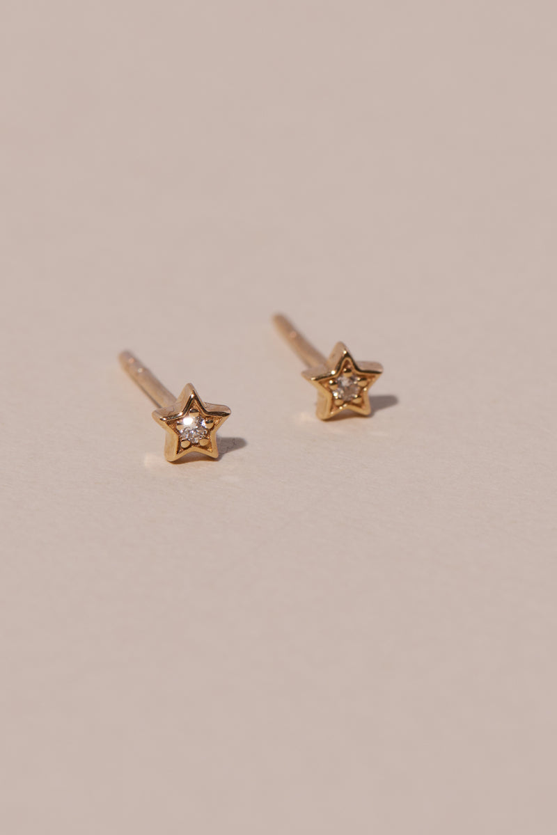 EXPRESS PETITE DIAMOND STAR EARRING